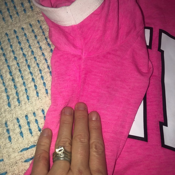 Victoria’s Secret Pink T Shirt Size S 💫SALE💫 - Picture 7 of 8